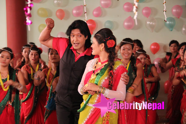 Rajesh-hamal-sunita